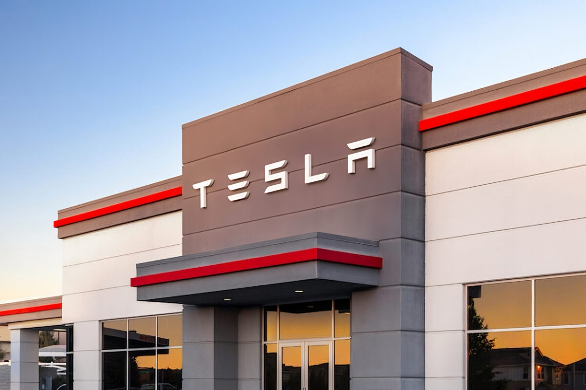 Tesla dealership logo