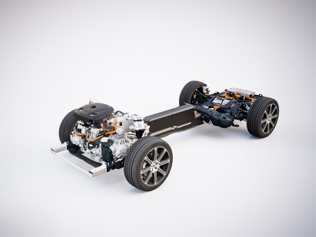 Volvo XC60 T8 engine